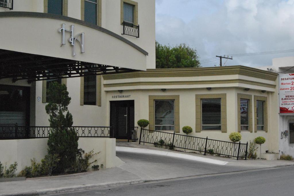 Hotel Alameda Express Matamoros  Exterior foto